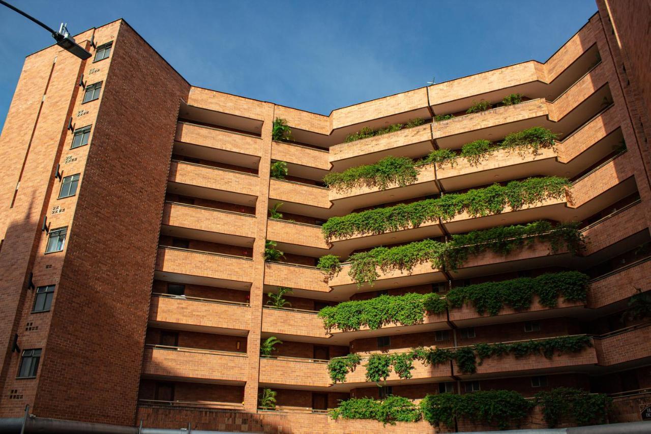 Portal Del Rodeo Apartahotel Medellin Exterior photo